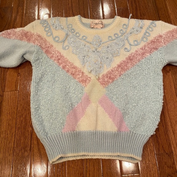 (Jaclyn Smith) Vintage Sweater - Picture 3 of 16